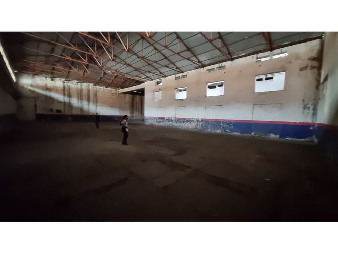 Bodega en arriendo en Troncal, Cali, 3100 m² · foto 3 de 6