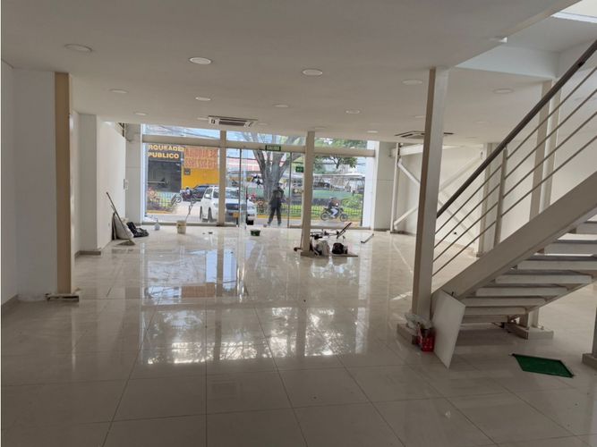 Local en arriendo en Santa Monica, Cali, 240 m² · foto 2 de 6