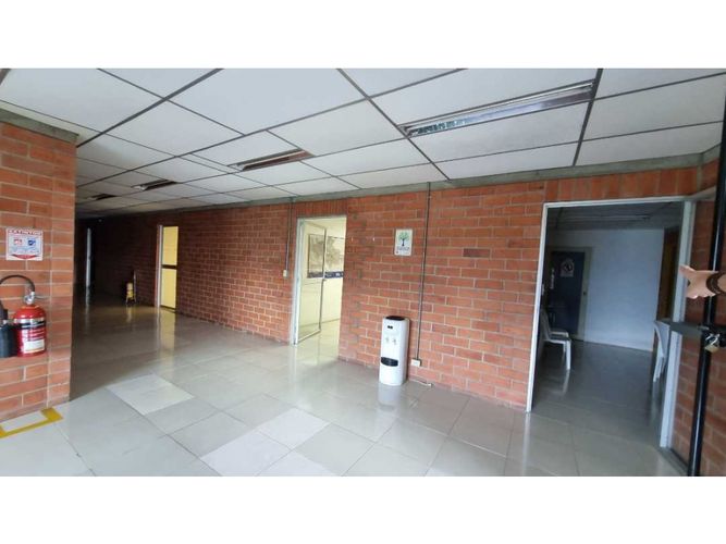 Bodega en arriendo en Arroyohondo, Yumbo, 3376 m² · foto 9 de 17