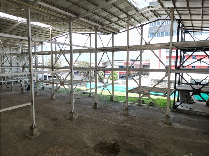 Bodega en arriendo en Acopi, Yumbo, 2500 m² · foto 8 de 10