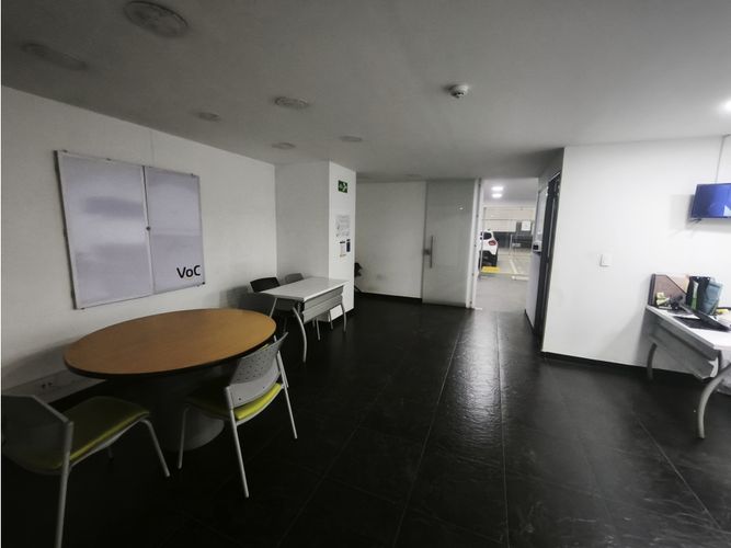 Bodega en arriendo en Flora Industrial, Cali, 1175 m² · foto 6 de 8