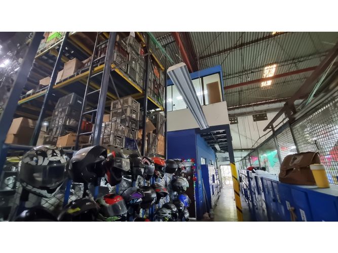 Bodega en arriendo en Flora Industrial, Cali, 2803 m² · foto 9 de 16
