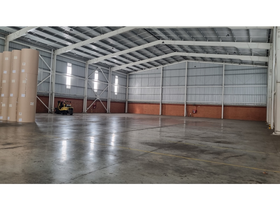 Warehouse for rent in Acopi, Cali