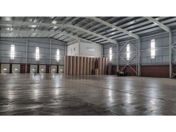 Bodega en arriendo en Acopi, Cali, 2030 m² · foto 5 de 5