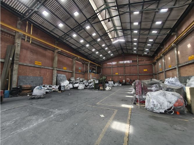 Bodega en arriendo en Las Delicias, Cali, 1180 m² · foto 6 de 13