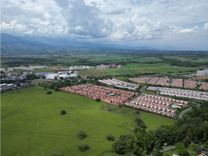 Lote en venta en Cr. Country Plaza, Jamundí, 71982 m² · foto 5 de 12