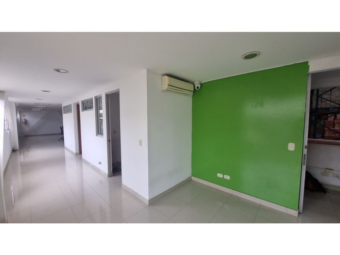 Bodega en arriendo en Acopi, Cali, 1050 m² · foto 11 de 11