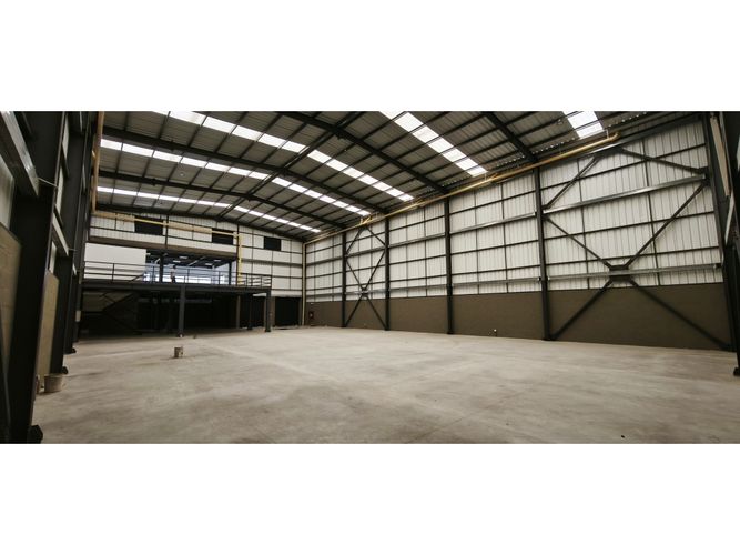 Bodega en arriendo en Acopi, Yumbo, 924 m² · foto 4 de 12
