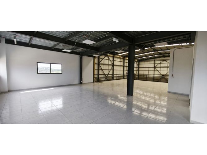 Bodega en arriendo en Acopi, Yumbo, 924 m² · foto 8 de 12