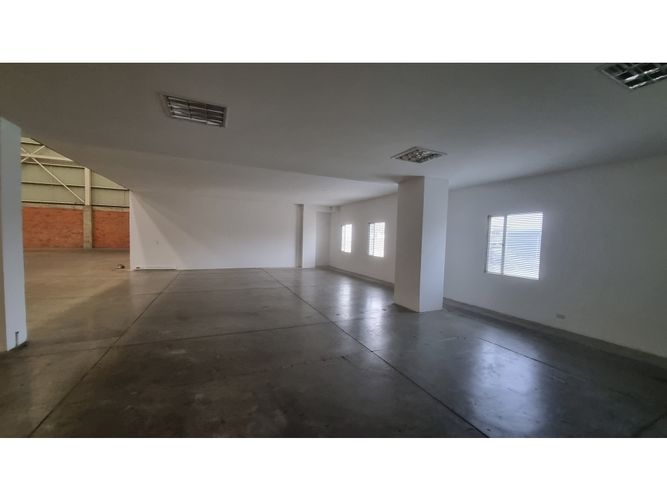 Bodega en arriendo en Acopi, Yumbo, 2185 m² · foto 7 de 8