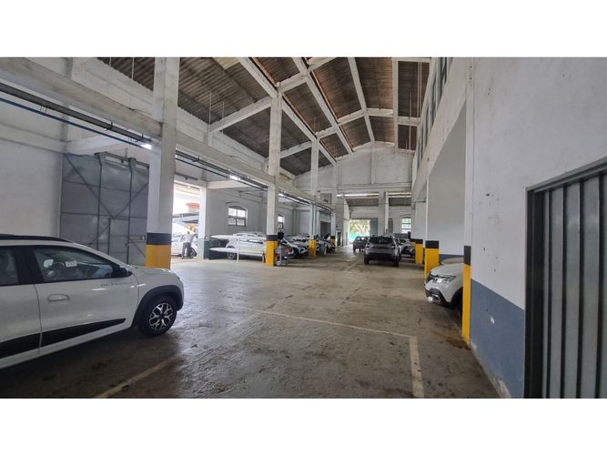 Bodega en arriendo en El Piloto I Etapa, Jamundí, 919 m² · foto 5 de 7