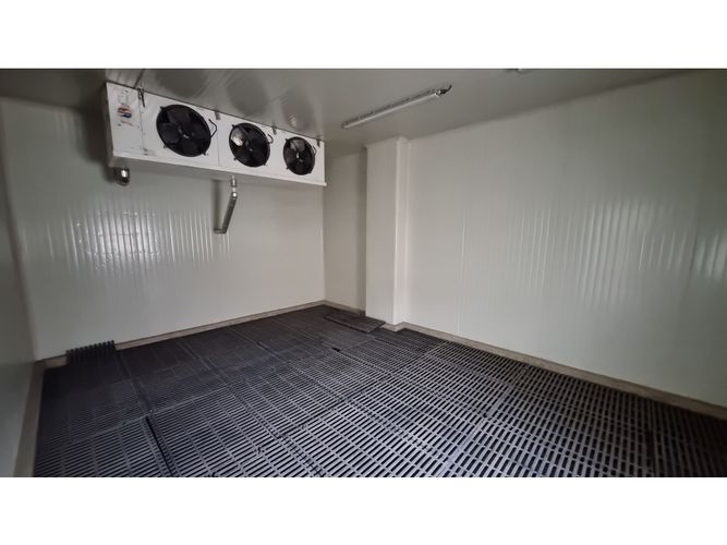Bodega en venta en Juanchito, Candelaria, 380 m² · foto 2 de 12