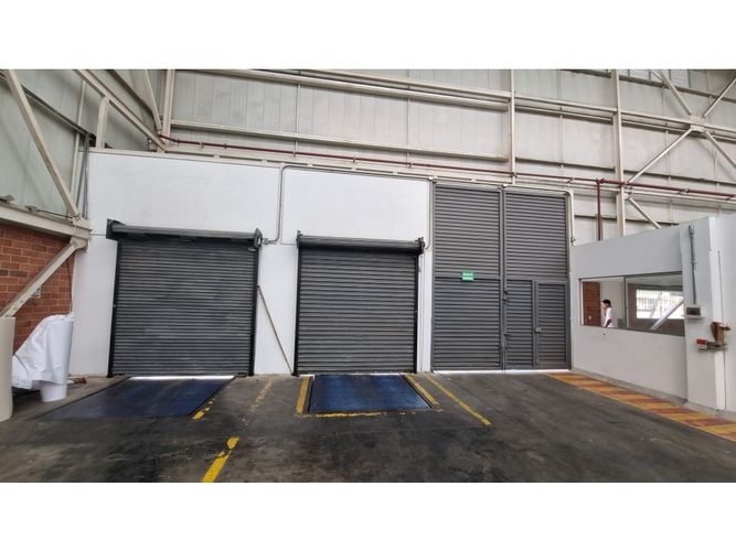Bodega en arriendo en Sameco, Cali, 1100 m² · foto 3 de 7