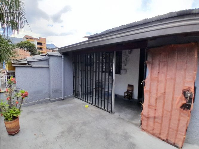 Casa de 3 alcobas en venta en Prado, Medellín, 126 m² · foto 18 de 20