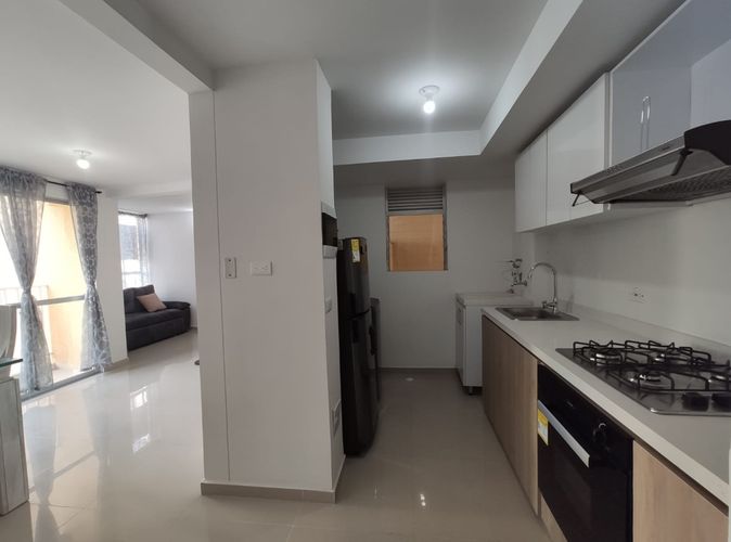 Apartamento de 2 alcobas en venta en Zona Industrial, Yumbo, 67 m² · foto 2 de 24