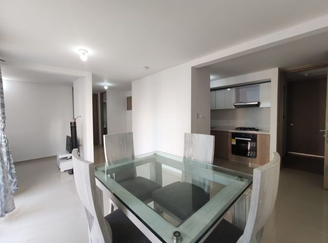 Apartamento de 2 alcobas en venta en Zona Industrial, Yumbo, 67 m² · foto 5 de 24