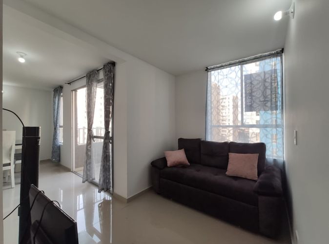 Apartamento de 2 alcobas en venta en Zona Industrial, Yumbo, 67 m² · foto 9 de 24
