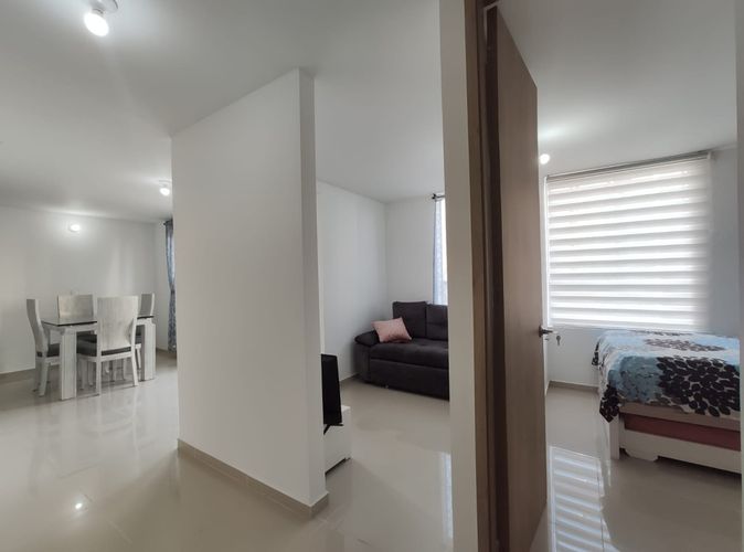 Apartamento de 2 alcobas en venta en Zona Industrial, Yumbo, 67 m² · foto 10 de 24