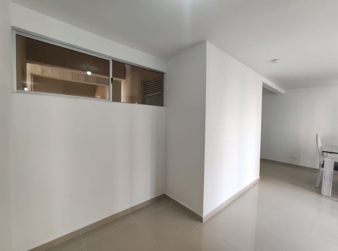 Apartamento de 2 alcobas en venta en Zona Industrial, Yumbo, 67 m² · foto 12 de 24
