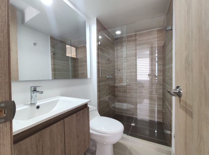Apartamento de 2 alcobas en venta en Zona Industrial, Yumbo, 67 m² · foto 15 de 24