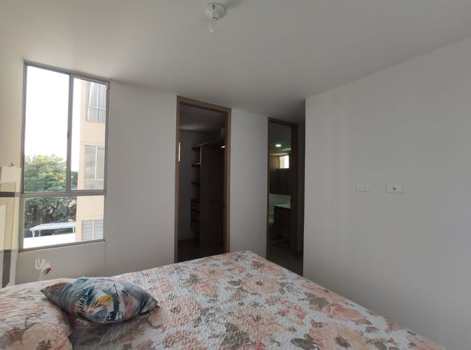 Apartamento de 2 alcobas en venta en Zona Industrial, Yumbo, 67 m² · foto 17 de 24