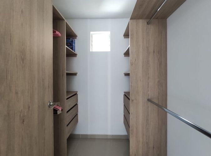 Apartamento de 2 alcobas en venta en Zona Industrial, Yumbo, 67 m² · foto 18 de 24