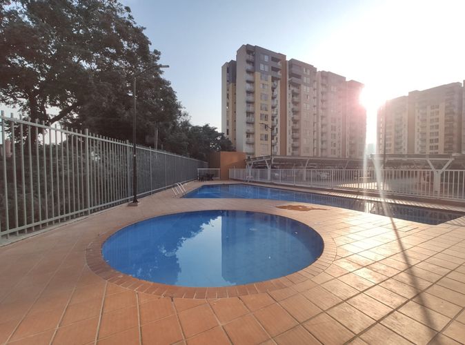 Apartamento de 2 alcobas en venta en Zona Industrial, Yumbo, 67 m² · foto 20 de 24