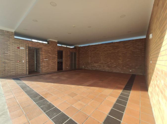 Apartamento de 2 alcobas en venta en Zona Industrial, Yumbo, 67 m² · foto 23 de 24