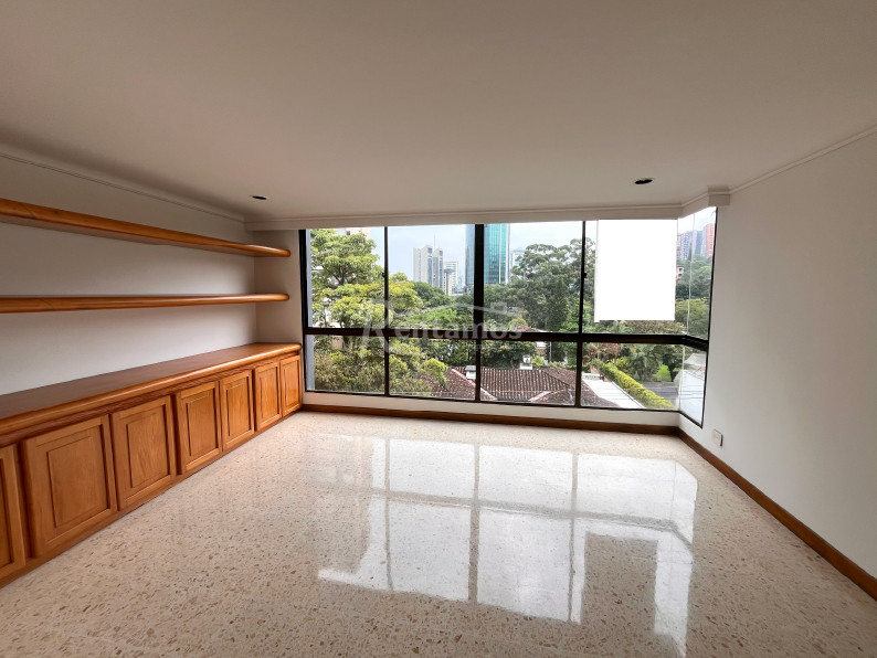 Apartamento en arriendo en El Poblado, Medellín · foto 4 de 18