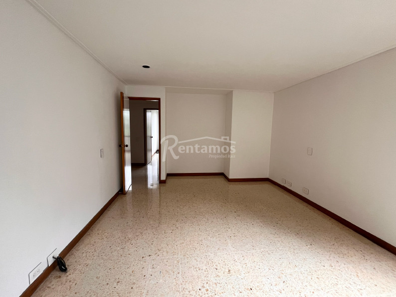 Apartamento en arriendo en El Poblado, Medellín · foto 6 de 18