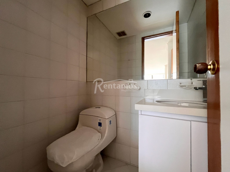Apartamento en arriendo en El Poblado, Medellín · foto 14 de 18