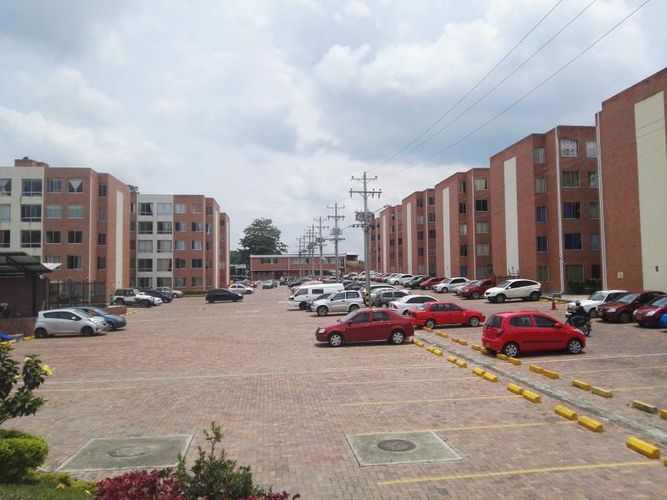 Apartamento de 3 alcobas en venta en Ub. Villa Rocio, Ibagué, 53 m² · foto 14 de 18