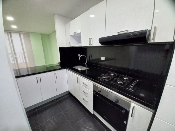 Apartamento de 3 alcobas en venta en La Pola, Ibagué, 85 m² · foto 17 de 24