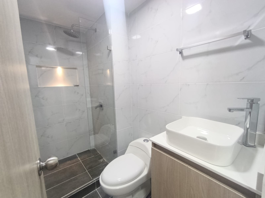 Apartamento en arriendo en Rincon Santo, Bello · foto 6 de 11