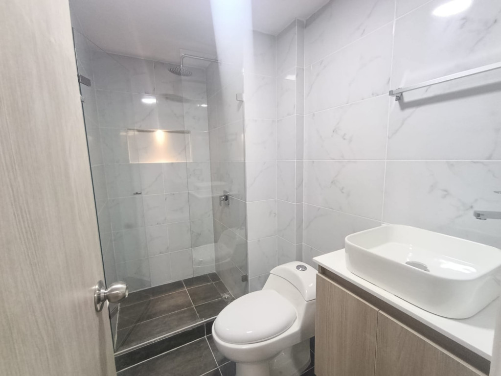 Apartamento en arriendo en Rincon Santo, Bello · foto 9 de 11