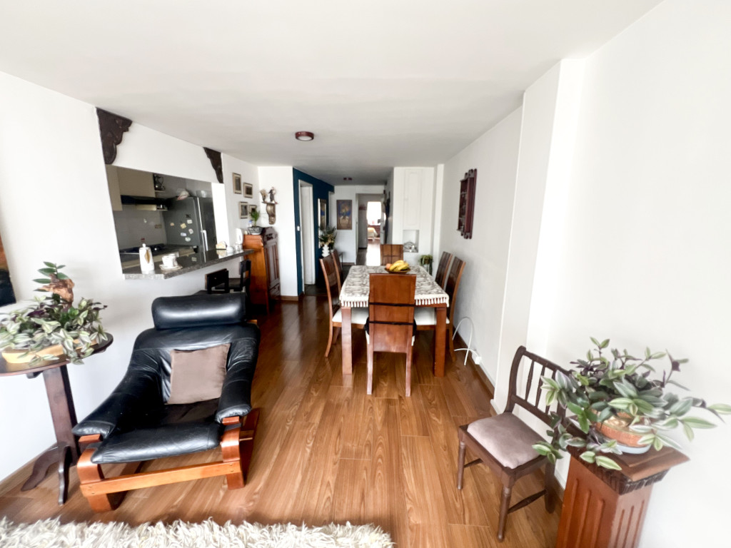 Apartamento en venta en Santa Barbara, Bogotá · foto 3 de 12