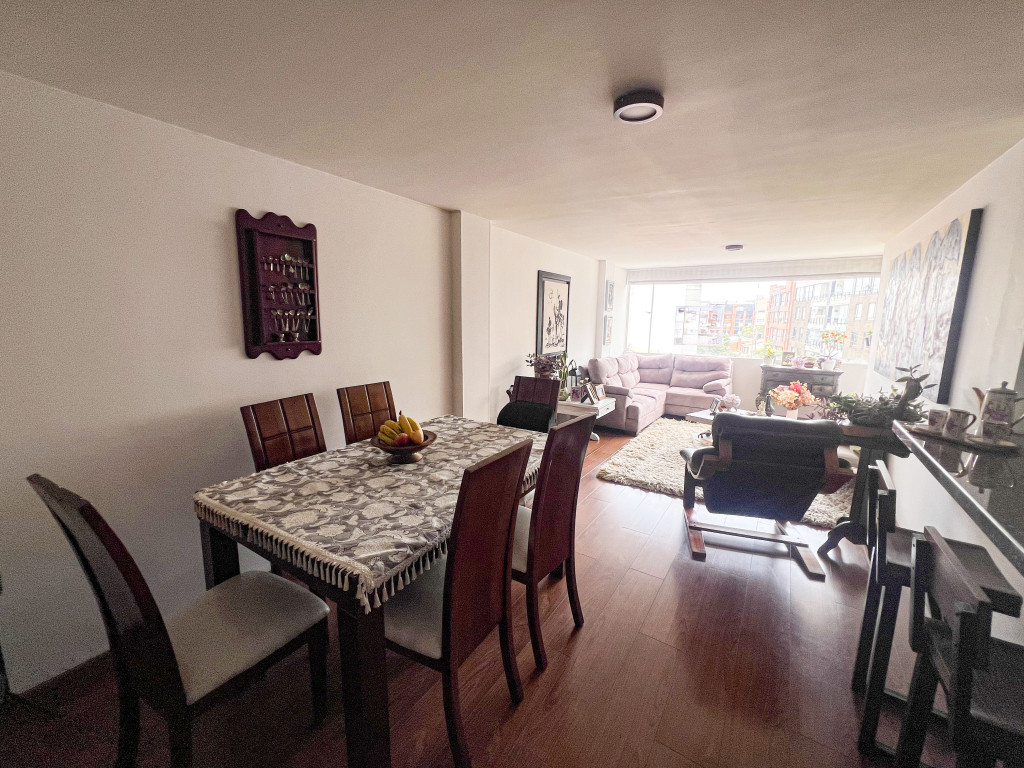 Apartamento en venta en Santa Barbara, Bogotá · foto 4 de 12