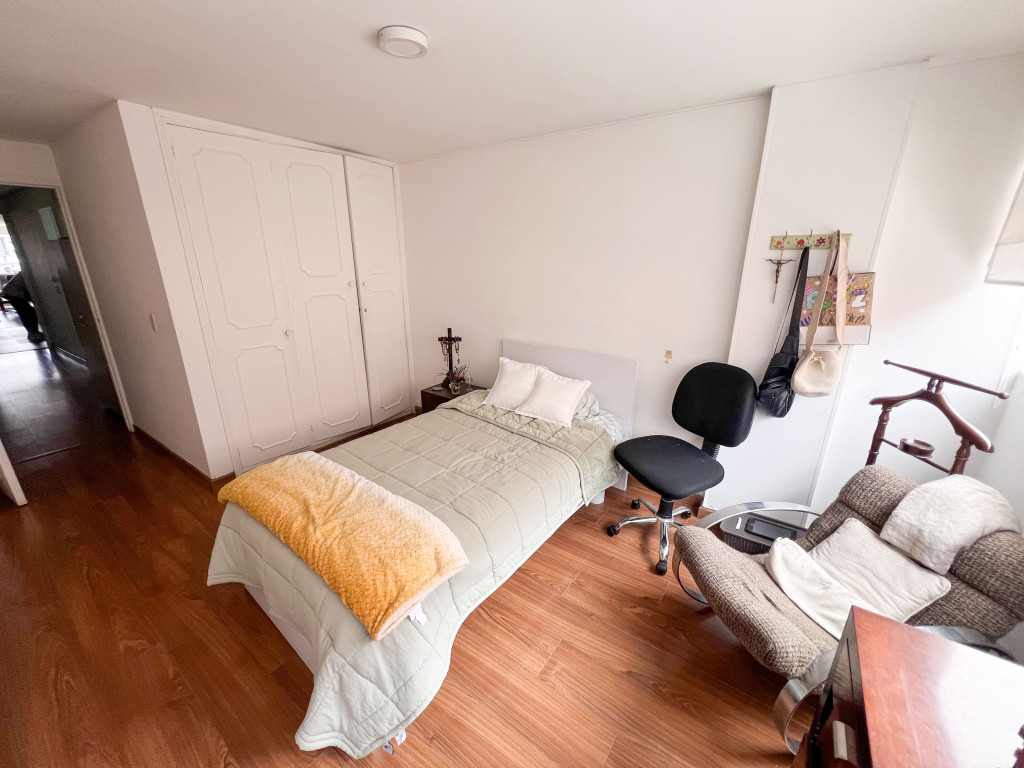 Apartamento en venta en Santa Barbara, Bogotá · foto 9 de 12