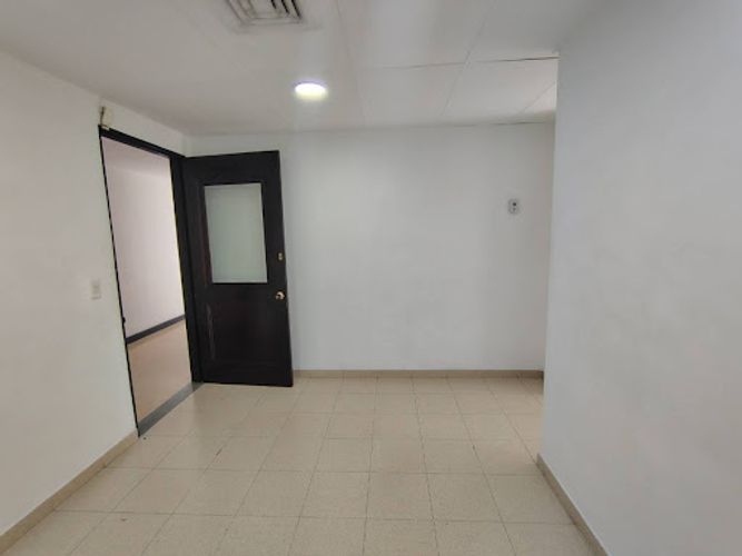 Oficina en venta en Patio Bonito, Medellín, 36 m² · foto 2 de 14
