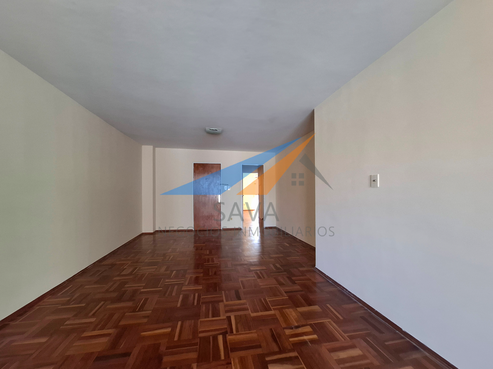 Alquiler Apartamento 4 Dormitorios en Pocitos! Cochera Incluida. Piso Alto! · Foto 5