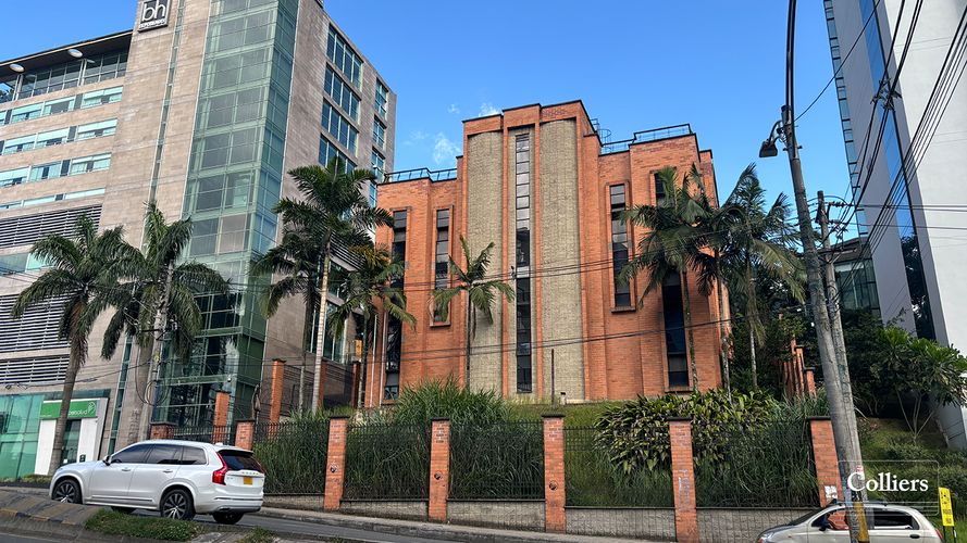 Edificio en venta en El Castillo, Medellín, 1647 m² · foto 21 de 21