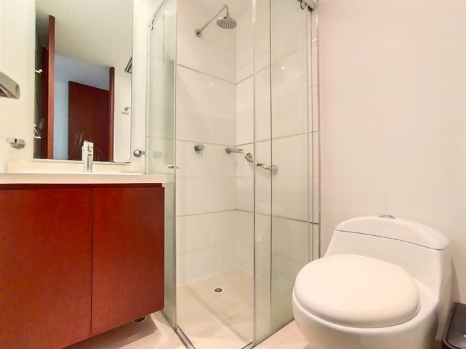 Apartamento de 2 alcobas en venta en Santa Barbara Occidental, Bogotá, 115 m² · foto 10 de 24