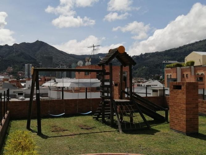 Apartamento de 2 alcobas en venta en Santa Barbara Occidental, Bogotá, 115 m² · foto 6 de 24