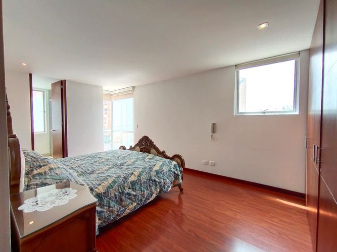 Apartamento de 2 alcobas en venta en Santa Barbara Occidental, Bogotá, 115 m² · foto 20 de 24