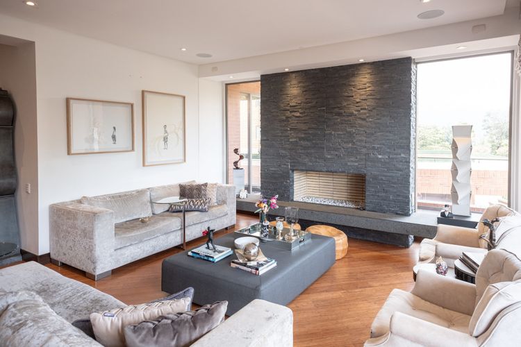 Apartamento de 3 alcobas en venta en Santa Barbara Alta, Bogotá, 326 m² · foto 3 de 24