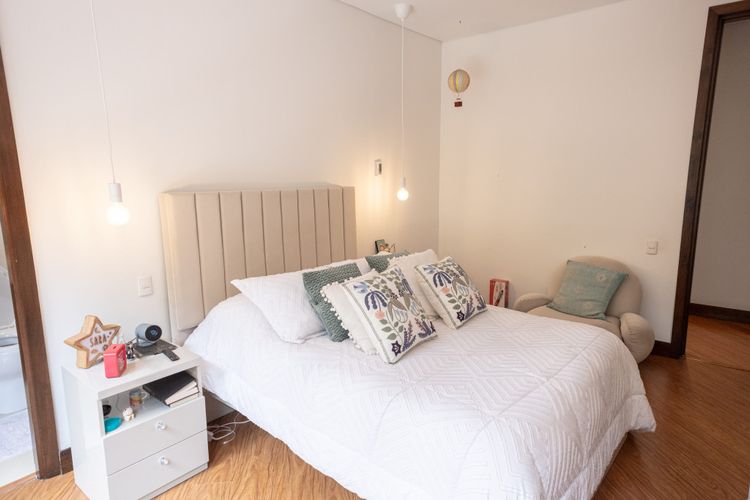 Apartamento de 3 alcobas en venta en Santa Barbara Alta, Bogotá, 326 m² · foto 9 de 24