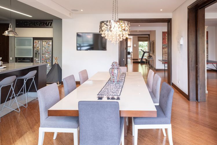 Apartamento de 3 alcobas en venta en Santa Barbara Alta, Bogotá, 326 m² · foto 12 de 24