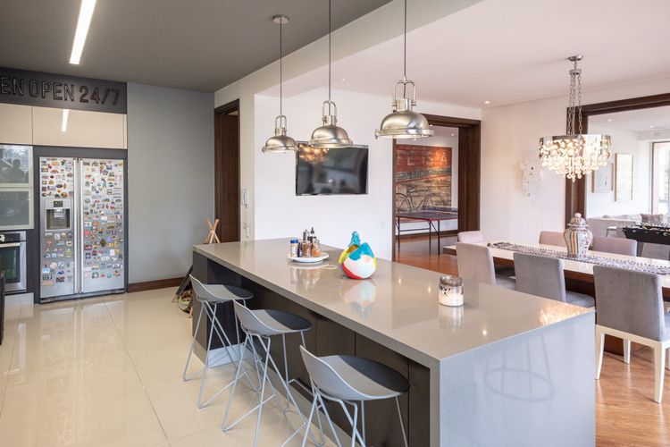 Apartamento de 3 alcobas en venta en Santa Barbara Alta, Bogotá, 326 m² · foto 17 de 24