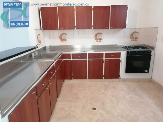 Casa de 5 alcobas en venta en Santa Mónica, Medellín, 168 m² · foto 2 de 12