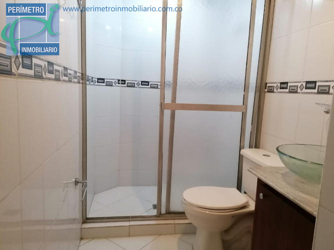 Casa de 5 alcobas en venta en Santa Mónica, Medellín, 168 m² · foto 10 de 12